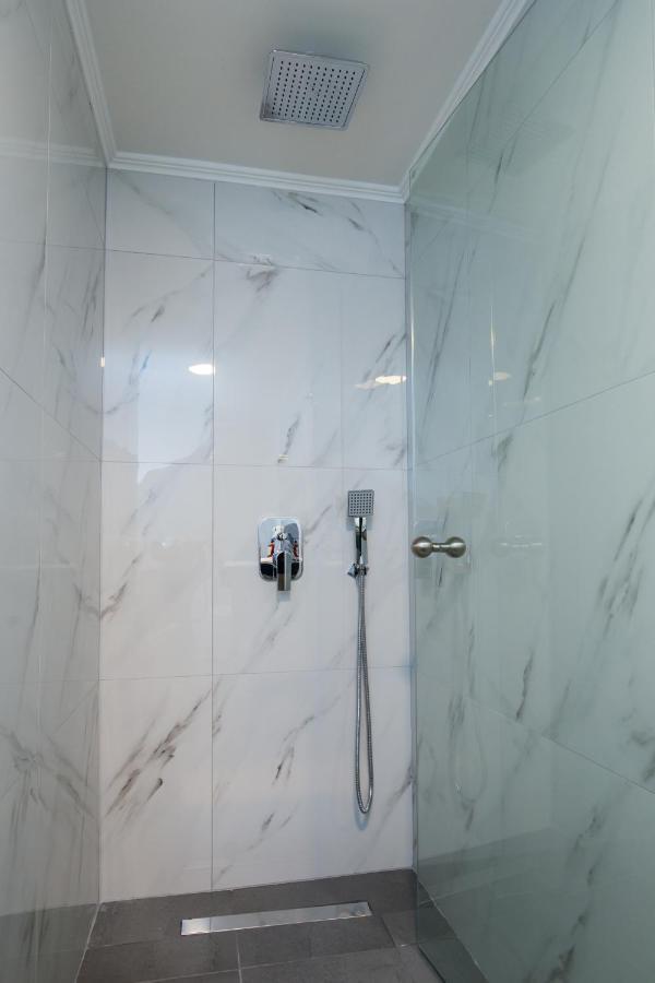 Mr & Mrs K Lofts Apartman Potósz Kültér fotó